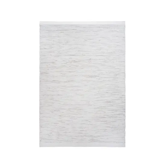 Utomhusmatta Adonic Mist i offwhite från Linie.