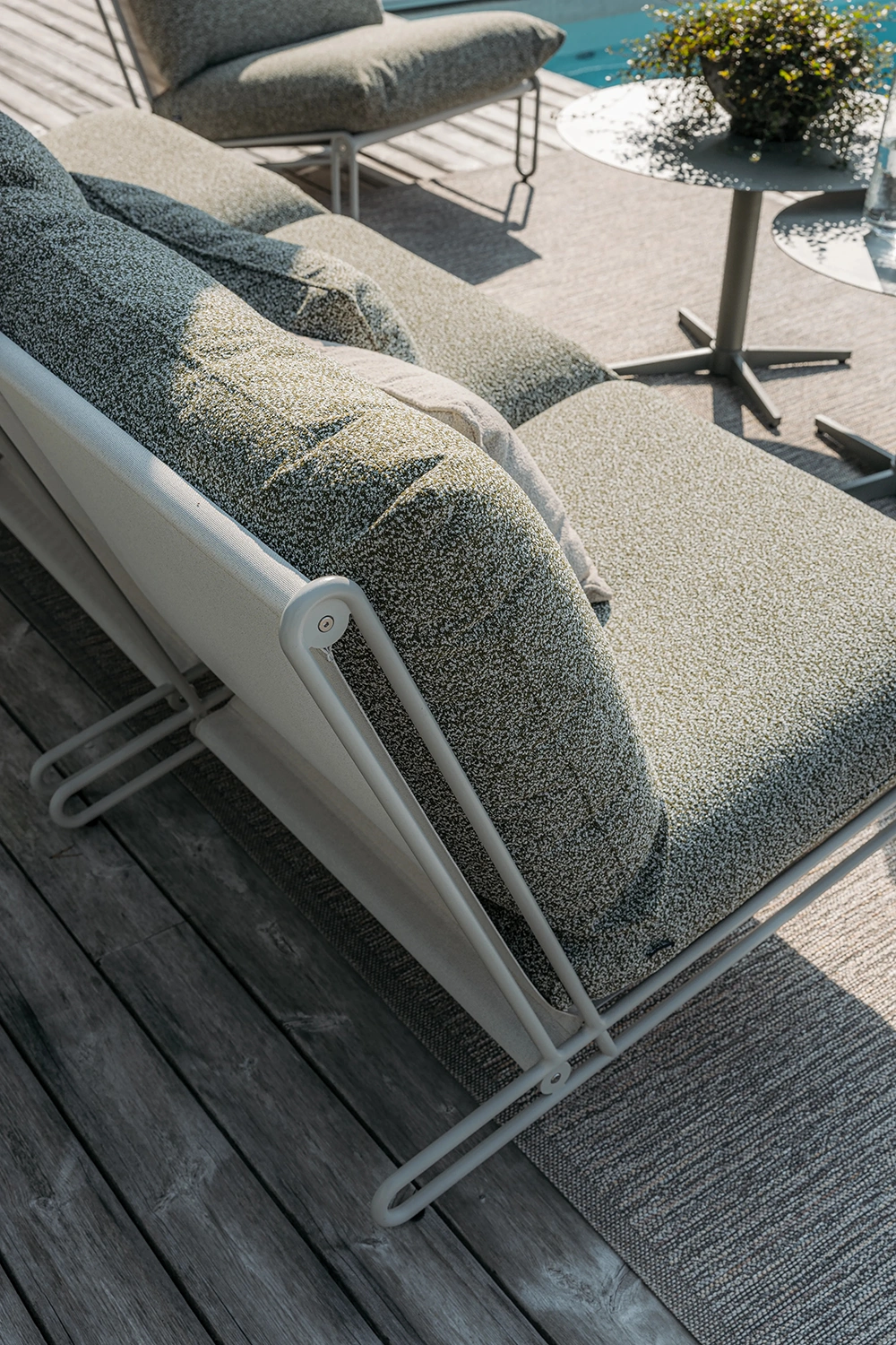 Blixt 3-sitssoffa ljusgrå/teddy verde