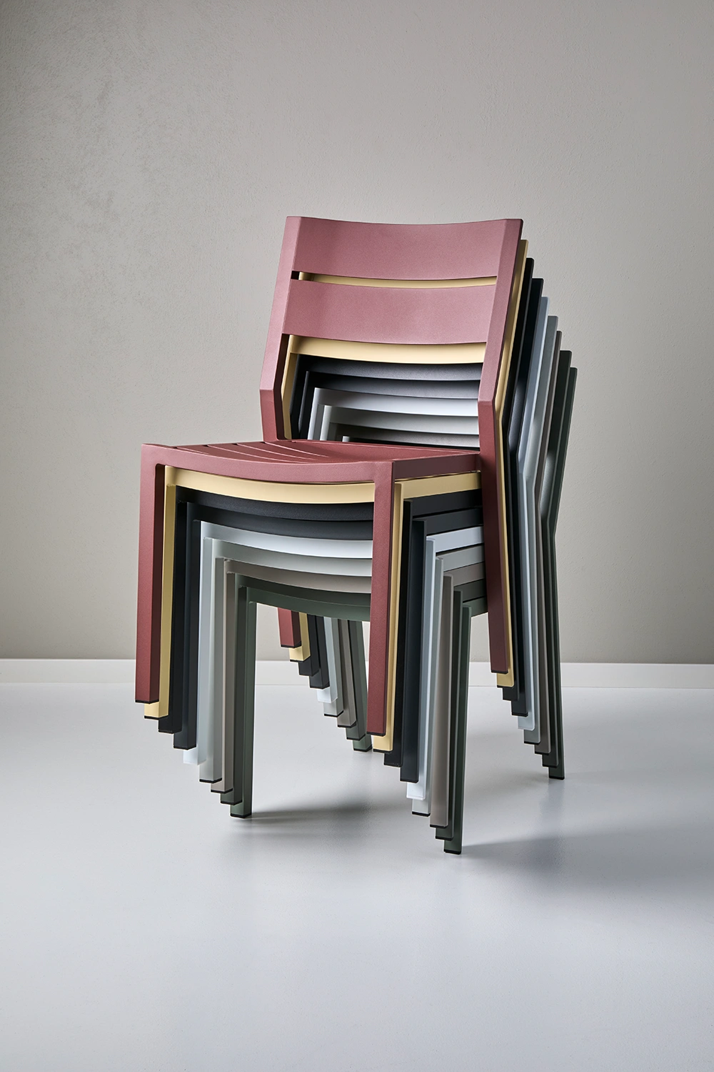 Delia matstol ljusgrå - Bild 12