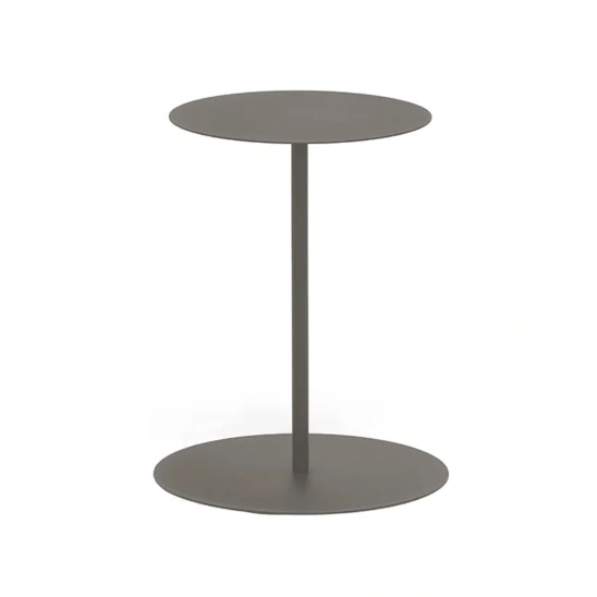 Jet Set sidobord i färgen sand, diameter är 35 cm och höjd 50 cm.