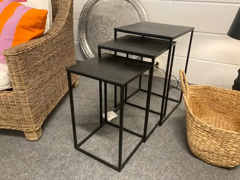 Nova sidobord set svart