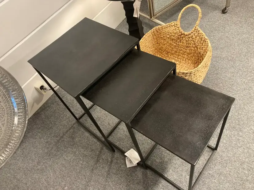 Nova sidobord set svart