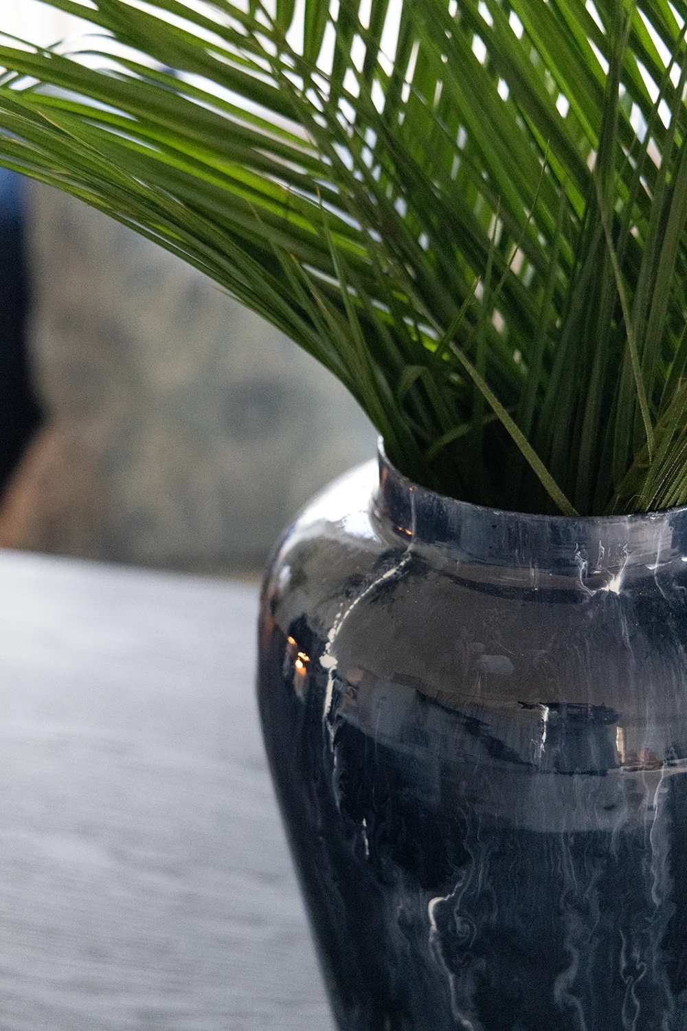 Belmont urna med lock indigo