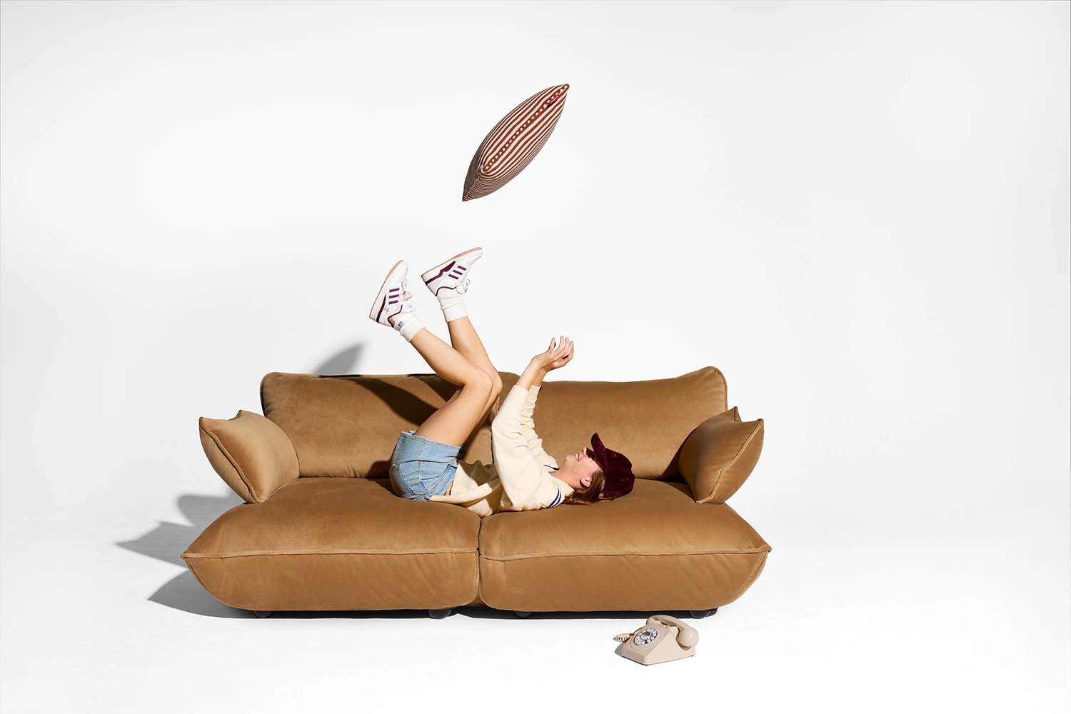 Sumo soffa medium Velvet recycled almond