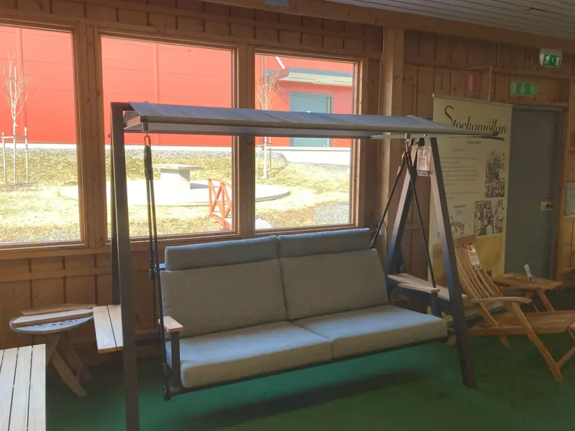 Kungshult hammock mörkgrå inkl. dynor och tak