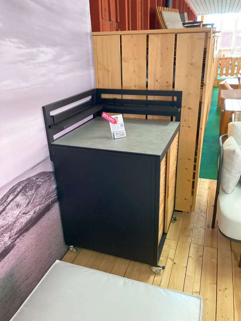 Fornax utekök hörn litet svart/teak