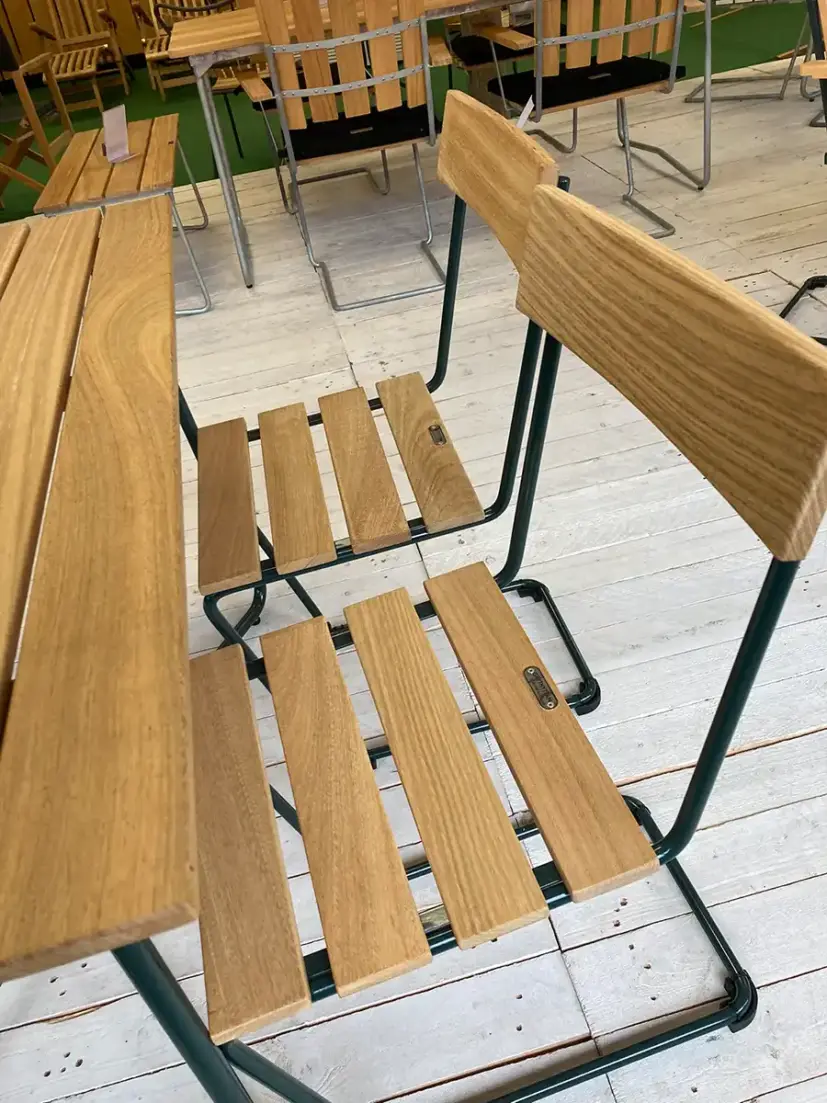 Klassikergrupp Stol 1/B25A, oljad ek/mörkgrön