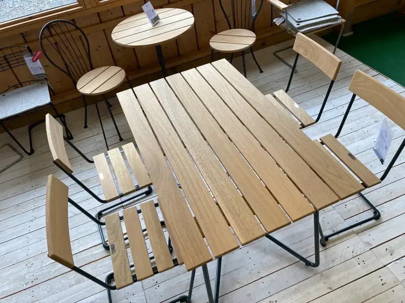 Klassikergrupp Stol 1/B25A, oljad ek/mörkgrön