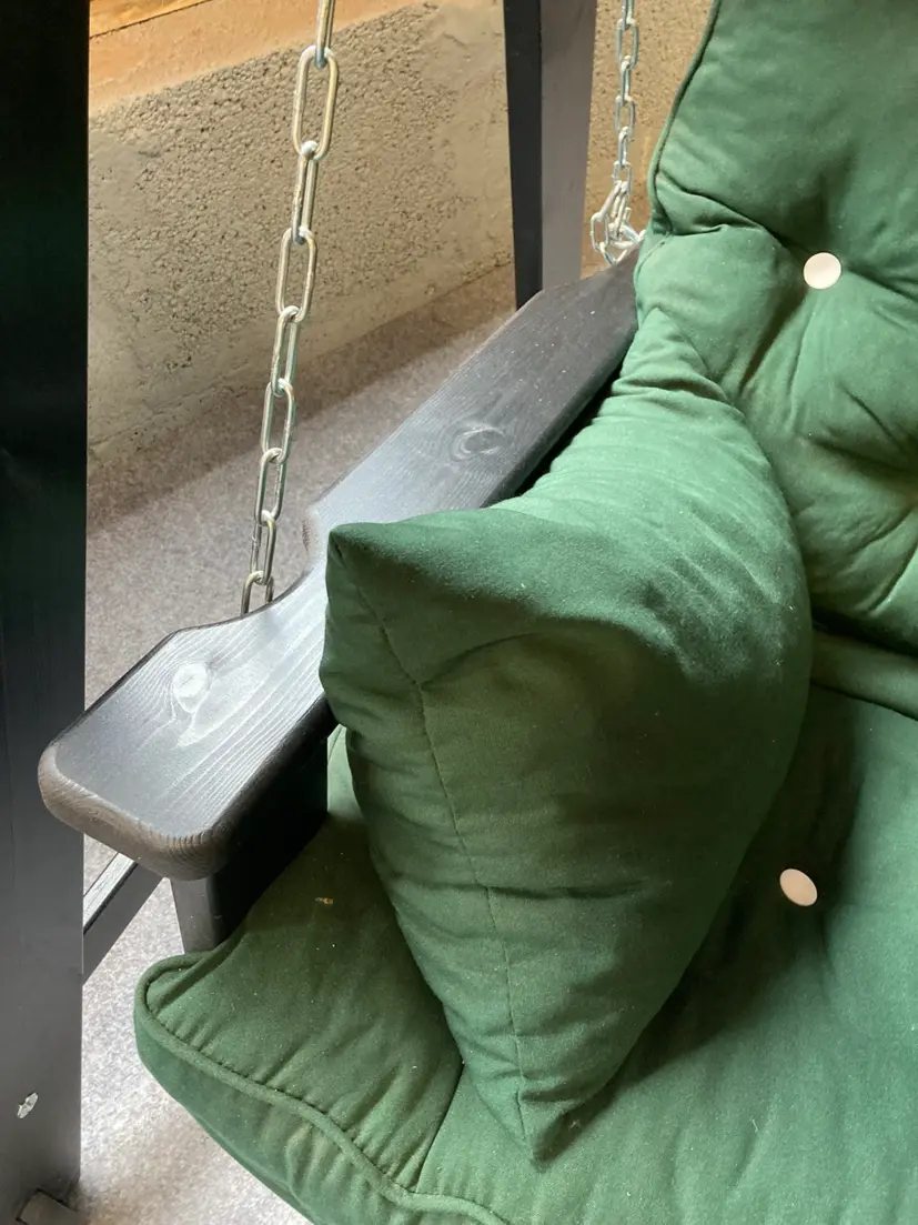 Kornhult hammock svart inkl. grått tak och gröna dynor