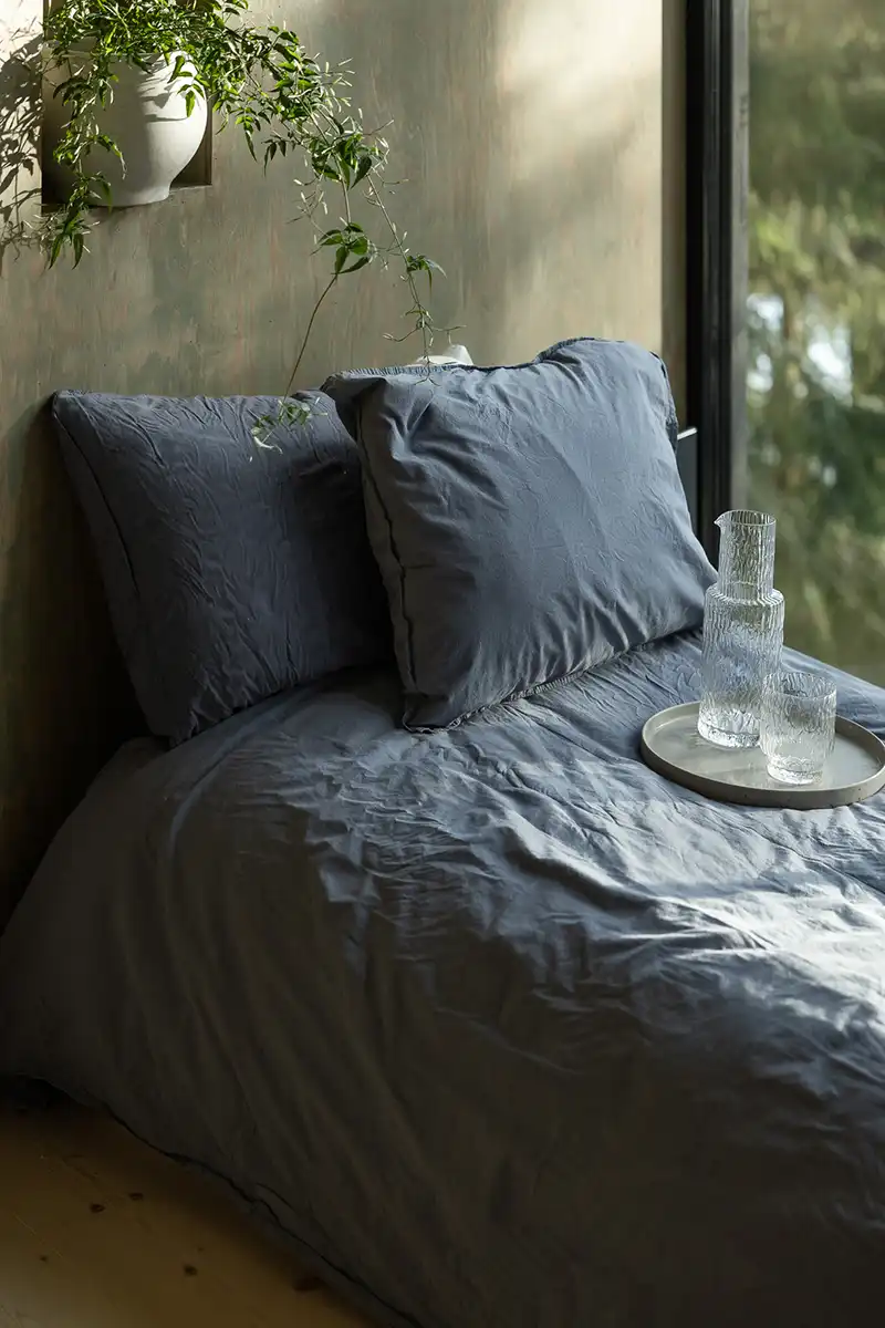 Crinkle bäddset dusty blue, 150x210 + 50x60 cm