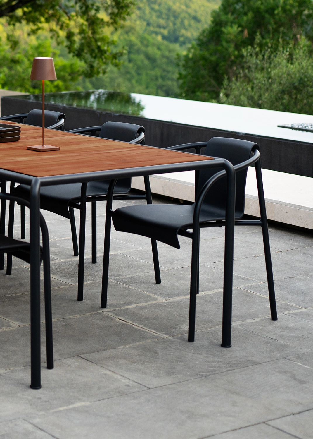 Avanti bord svart/termoask 155x100 cm