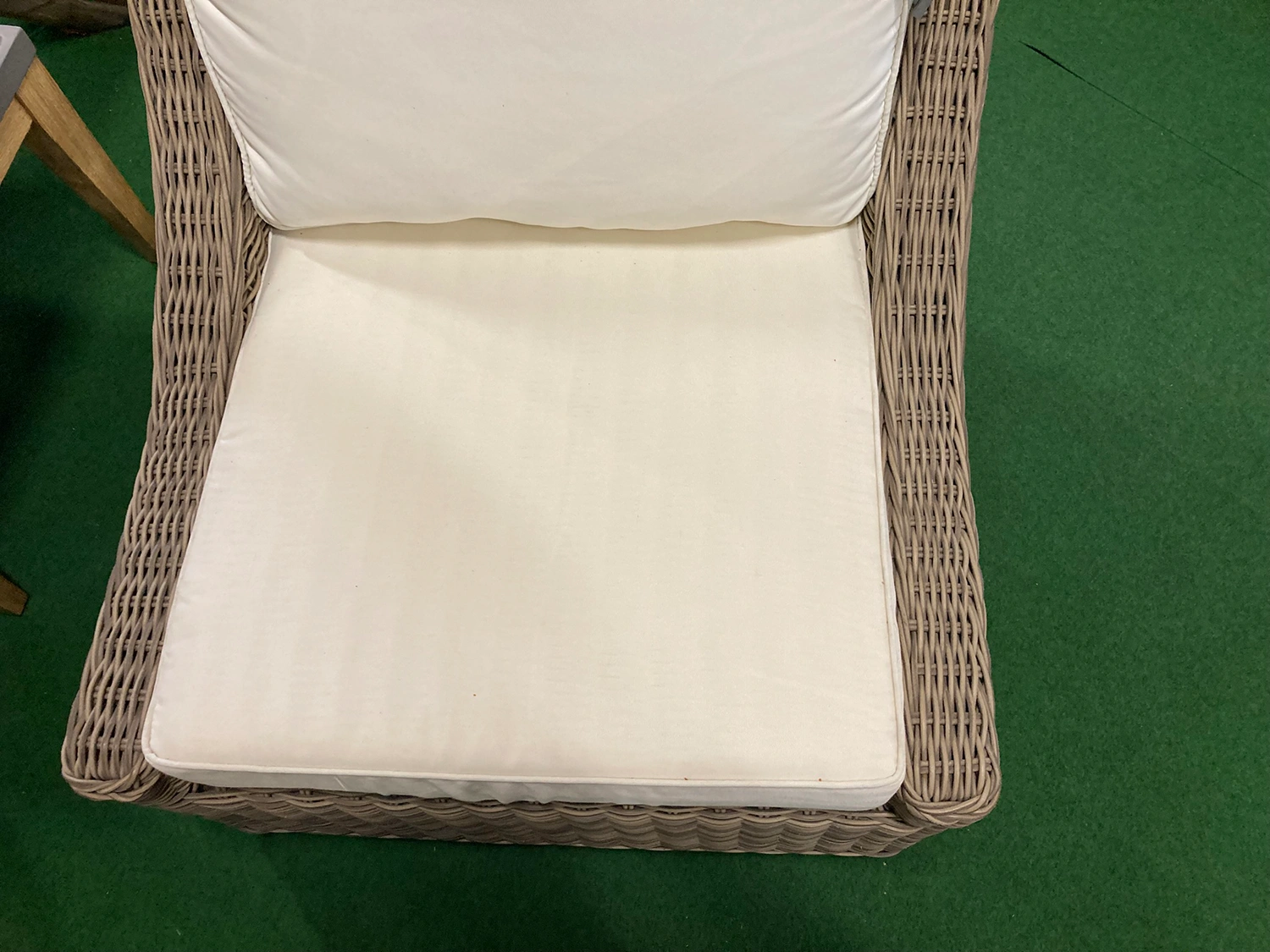 Key Largo fåtölj vintagegrå – med dyna