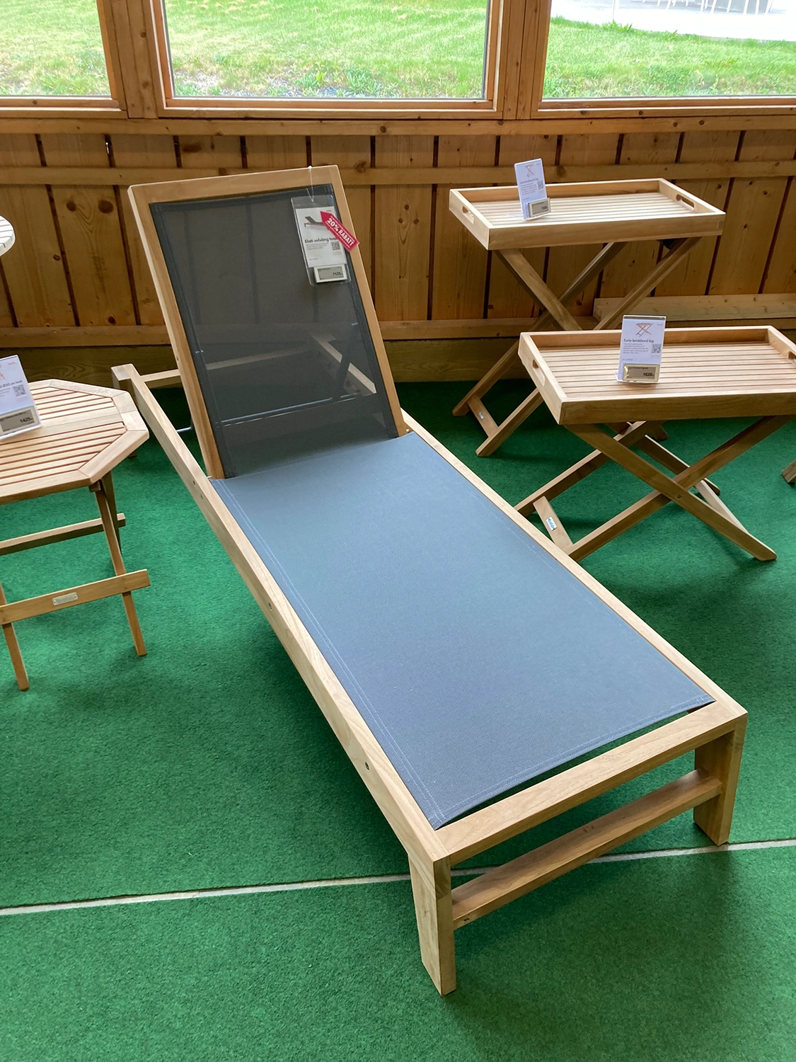 Elati solsäng teak/svart