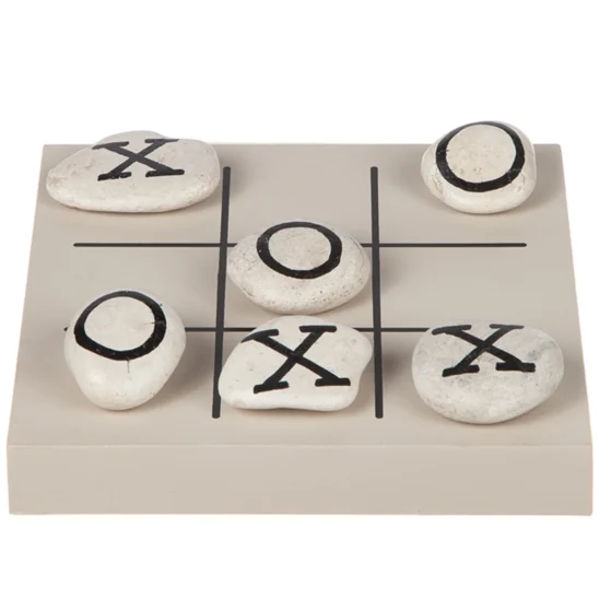 Different Design Tre i rad spel sand