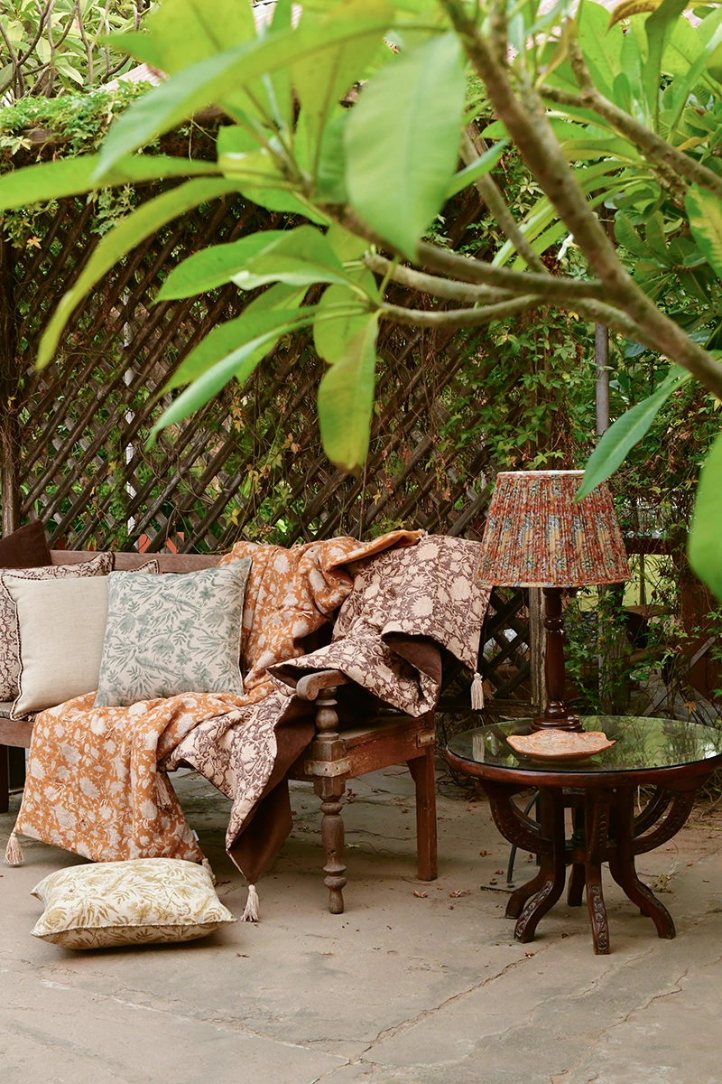 Pläd Indian Rose - brun, 80x180 cm