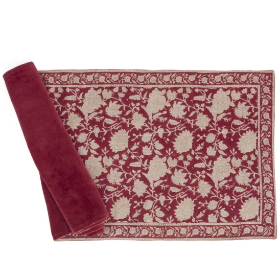 Bordslöpare Indian rose röd - 45x150 cm