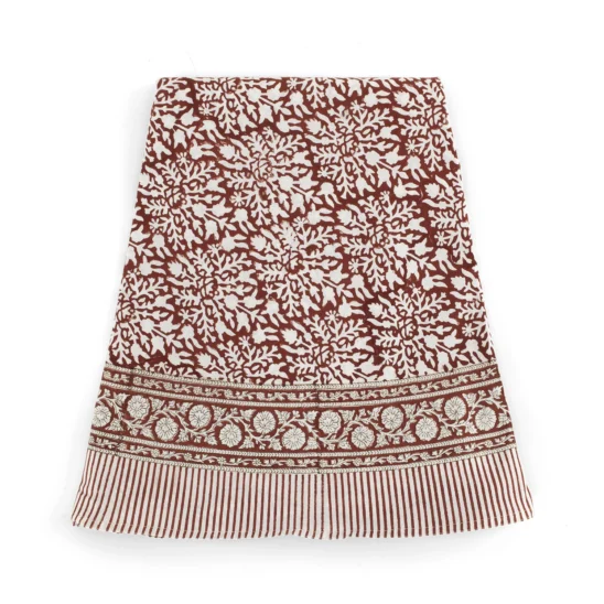 Bordsduk Snowflake - röd, Ø220 cm