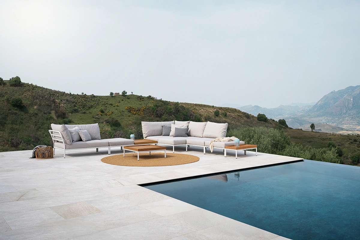 Level2 ottoman vit/ash