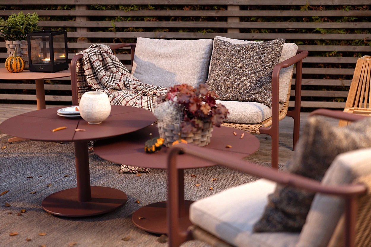 Motty soffa zin red/teddy beige