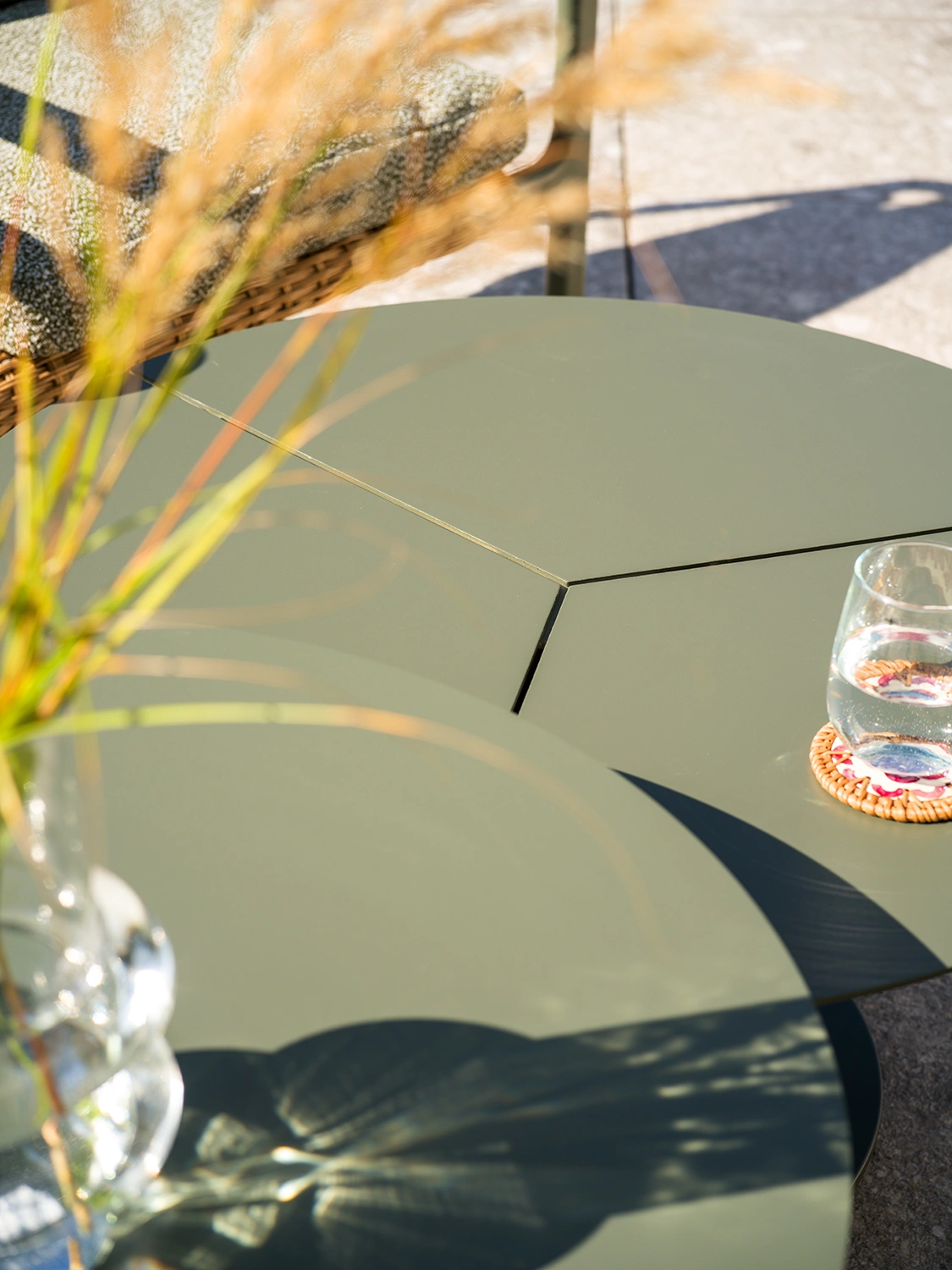 Peace satsbord nordic green - Ø80/80 cm