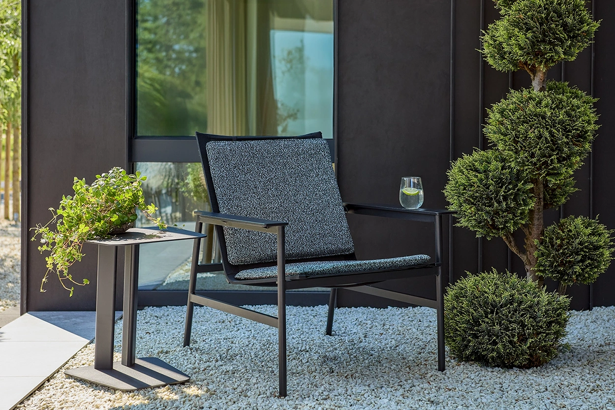 Soro fåtölj svart/teddy antracit