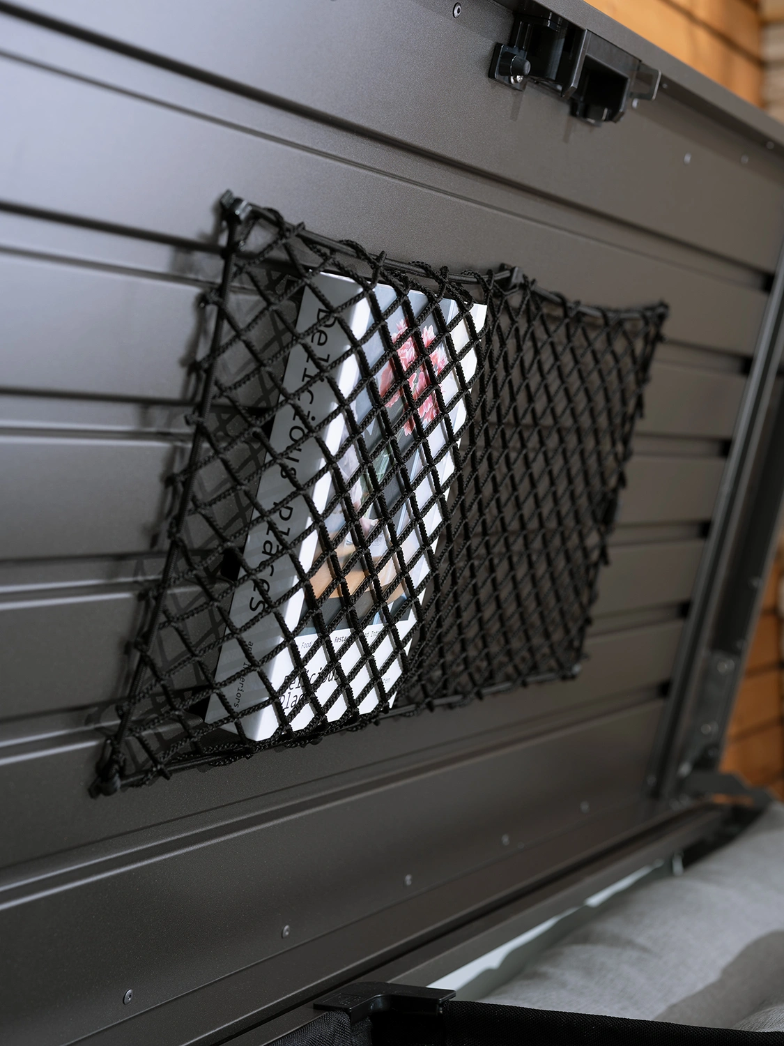 Förvaringsnät för lock