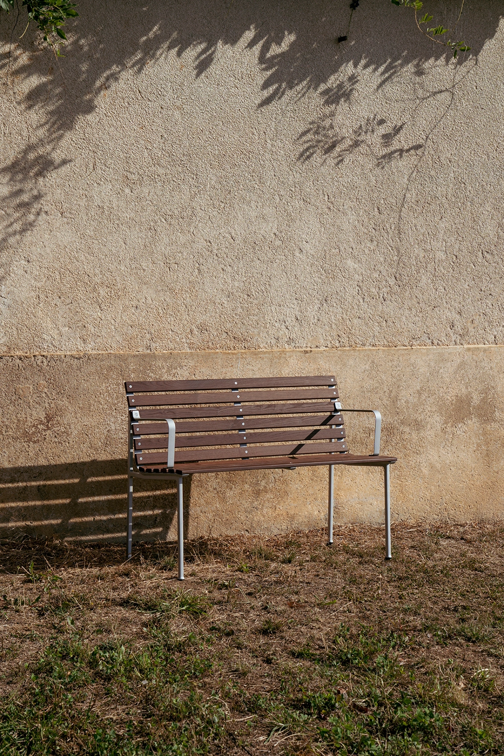 Traverse matsoffa med karm värmebehandlad ask
