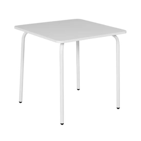 Nera barnbord i vit aluminium.