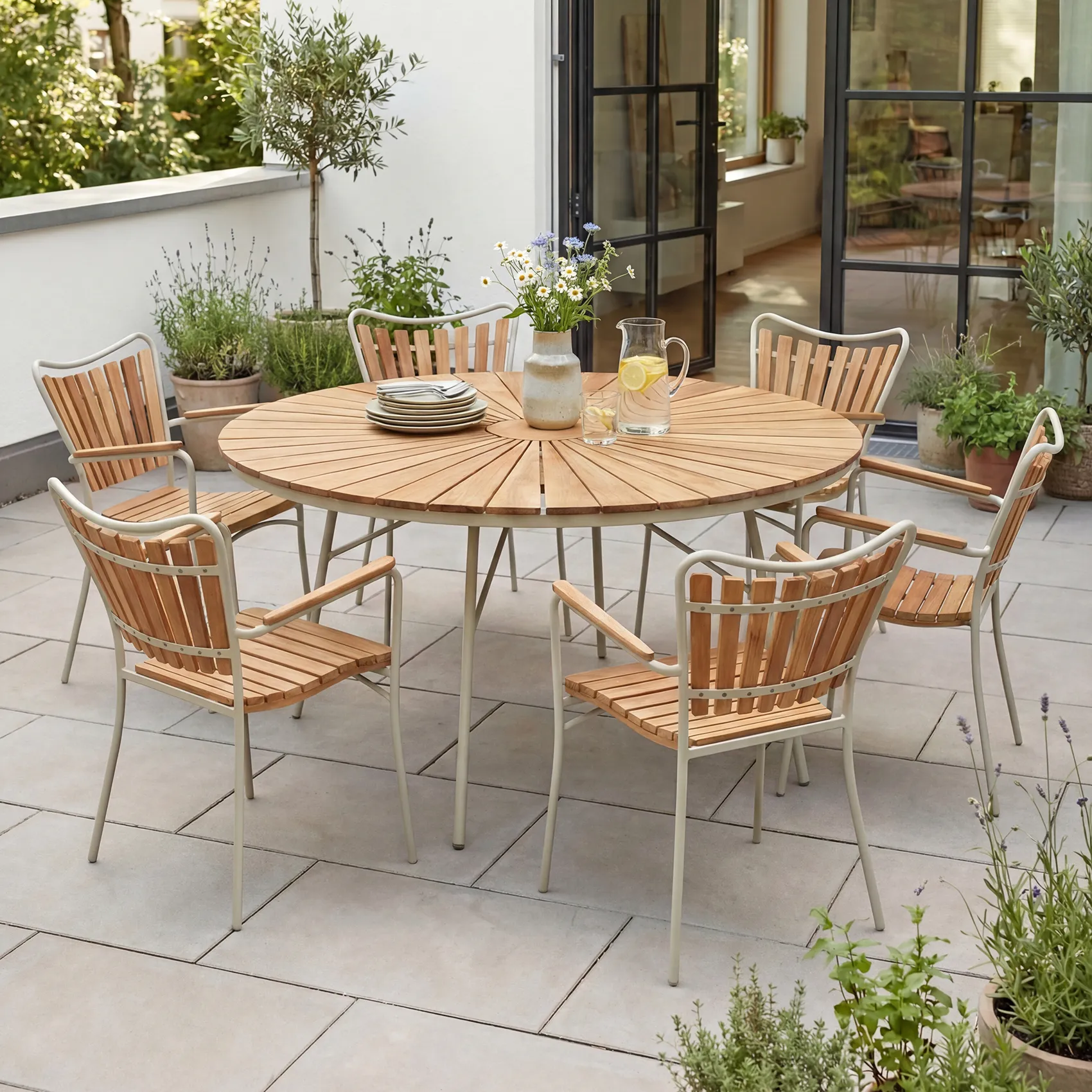 Ellen bord teak/sand Ø150 cm