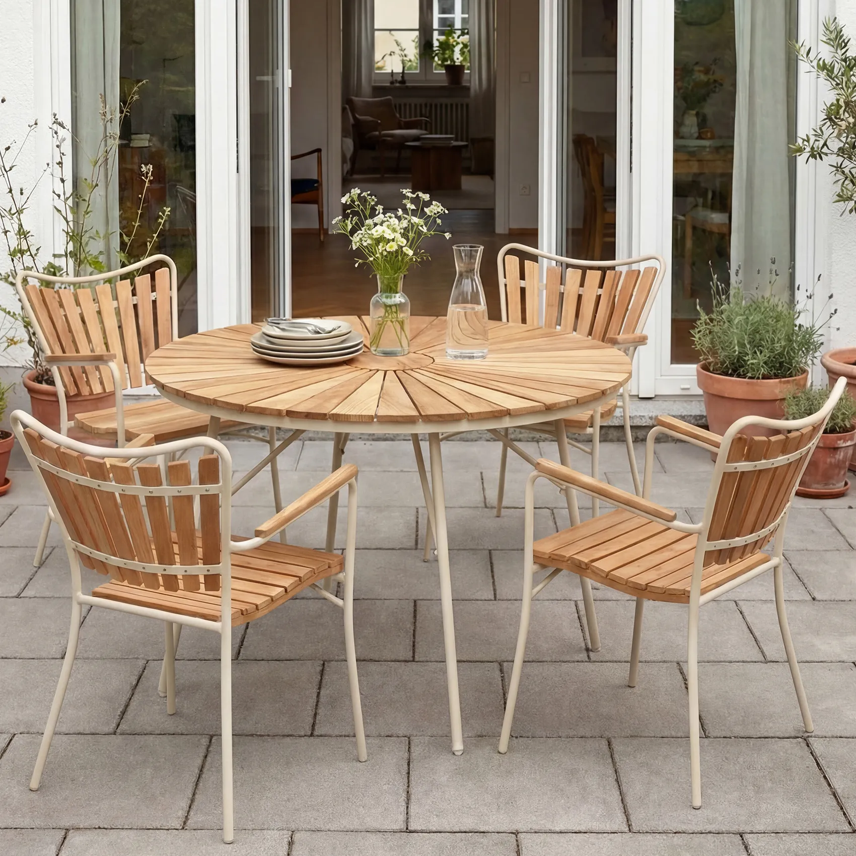 Product Image for Ellen matgrupp teak/sand - 4 stolar, Ø110 cm