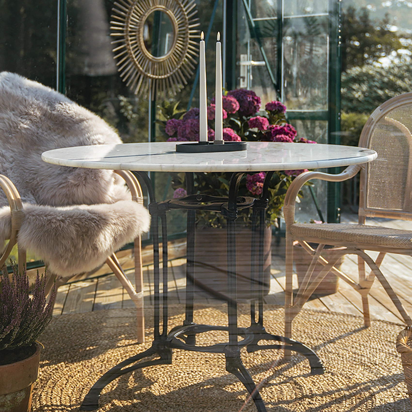 Krögaren cafébord svart/vit Ø100 cm