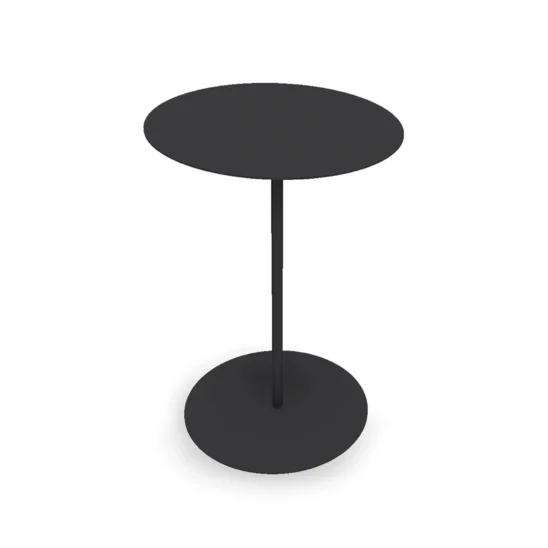 Jet Set sidobord i färgen svart, diameter är 45 cm och höjd 67 cm.