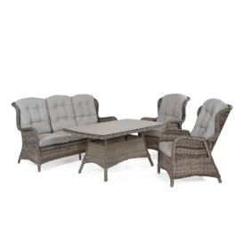 Rio soffgrupp i drivvedsfärgad konstrotting med linfärgade dynor.