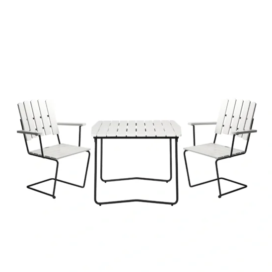 Klassikergrupp café med A2 och b31 i vitt med svart stativ.