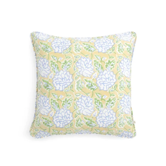 Kuddfodral Dahlia i gult, grönt och blått.