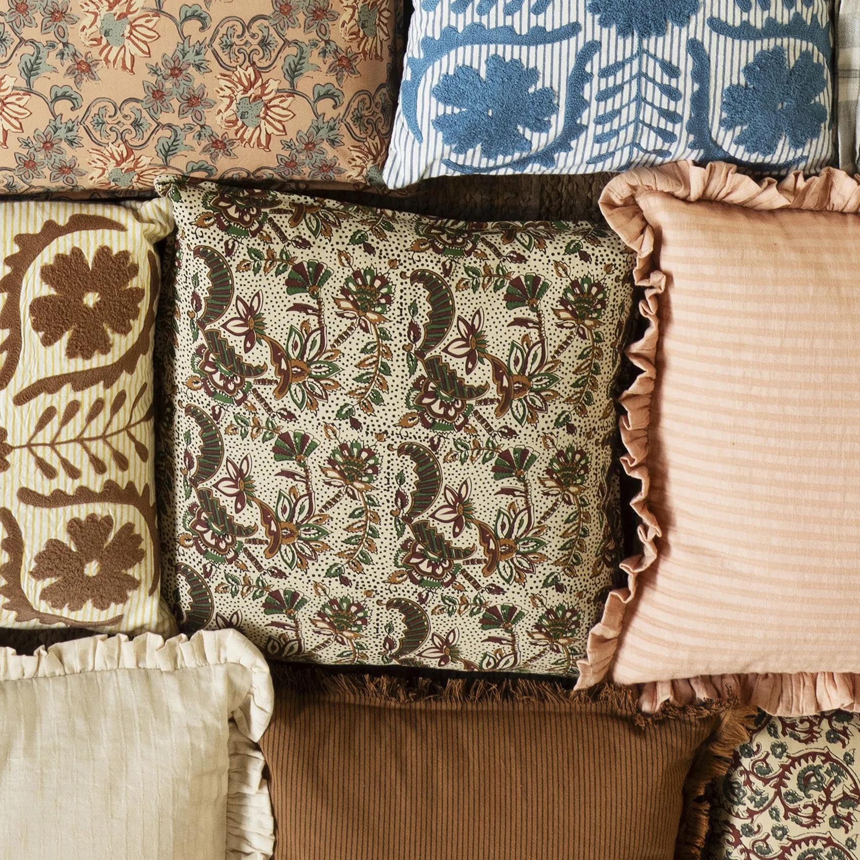 Kuddfodral med tryck - offwhite/chestnut/grön, 50x50 cm